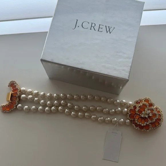 NIB J. Crew Pearl Floral Brooch Bracelet - Picture 3 of 6